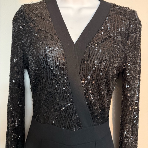 Fashion Nova Black Sequin Long Sleeve Jumpsuit size small EUC - Picture 2 of 5